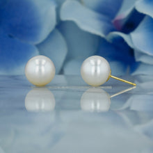 Load image into Gallery viewer, 14k Solid Gold Genuine Fresh Water Pearl Earrings
