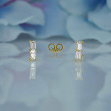 Load image into Gallery viewer, Single (Half Pair) 18k Solid Gold Diamond Double Baguette Bar Earring Stud Climber Crawler
